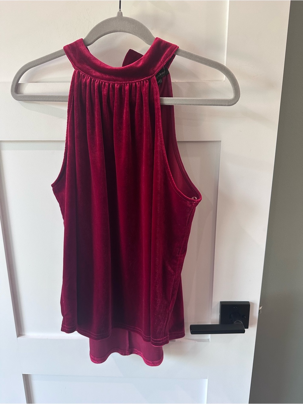 NWT Shine Star Party Mode Crimson Red Velvet Sleeveless Top Size Small